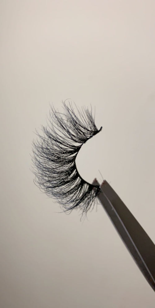 Empress (Fluffy 3D Lashes )